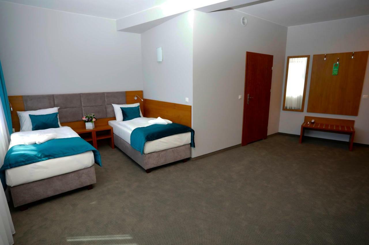 Hotel Stary Mlyn Świdnica Exterior foto