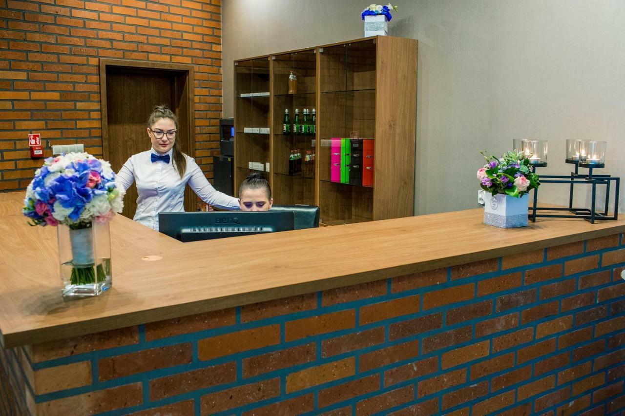 Hotel Stary Mlyn Świdnica Exterior foto